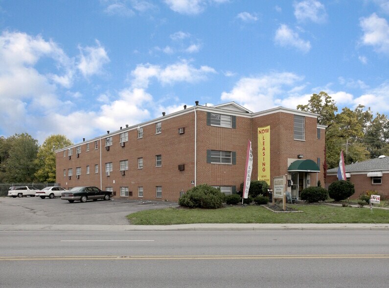 3685 Cleveland Ave, Columbus, OH à vendre - Photo de l’immeuble – Image 3 sur 9
