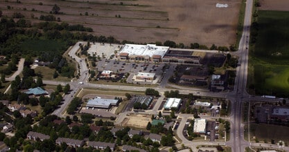 800 N Main St, Elburn, IL - VUE AÉRIENNE  vue de carte - Image1