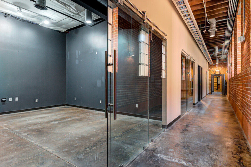 702 W Sheridan Ave, Oklahoma City, OK à louer - Photo intérieure – Image 1 sur 14