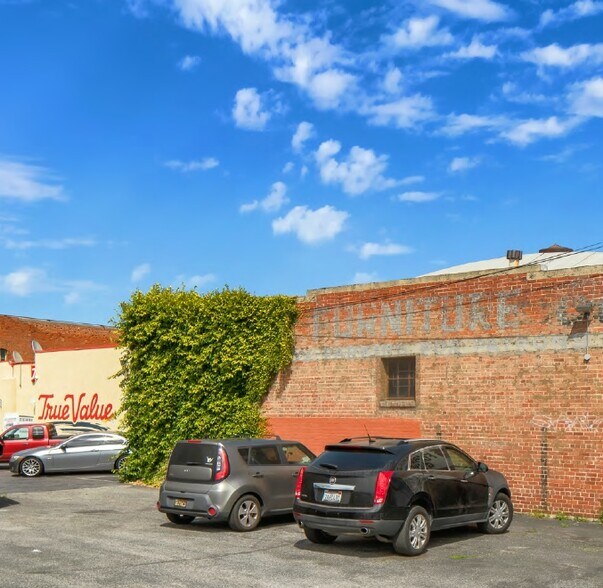 1141 S Pacific Ave, San Pedro, CA à louer - Photo de l’immeuble – Image 3 sur 5