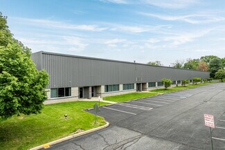 Plus de détails pour 870 Calcon Hook Rd, Sharon Hill, PA - Industriel/Logistique à louer