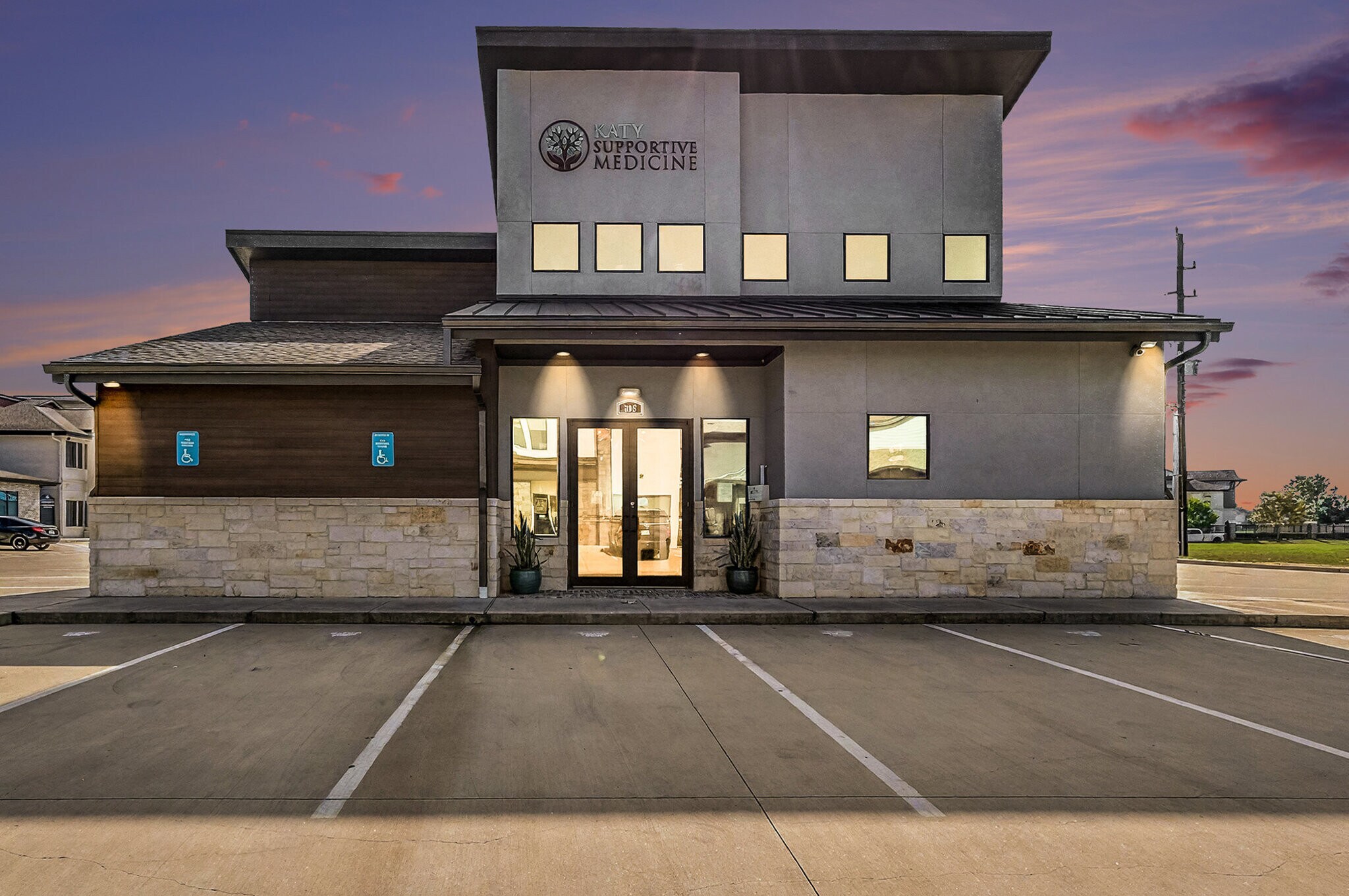 205 Bella Katy Dr, Katy, TX à louer Photo de l’immeuble– Image 1 sur 40