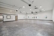 23-web-or-mls-21-print-N Wengel Dr-S2806-021