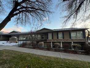 104 E 200 N, Logan, UT à vendre Photo intérieure– Image 2 sur 2