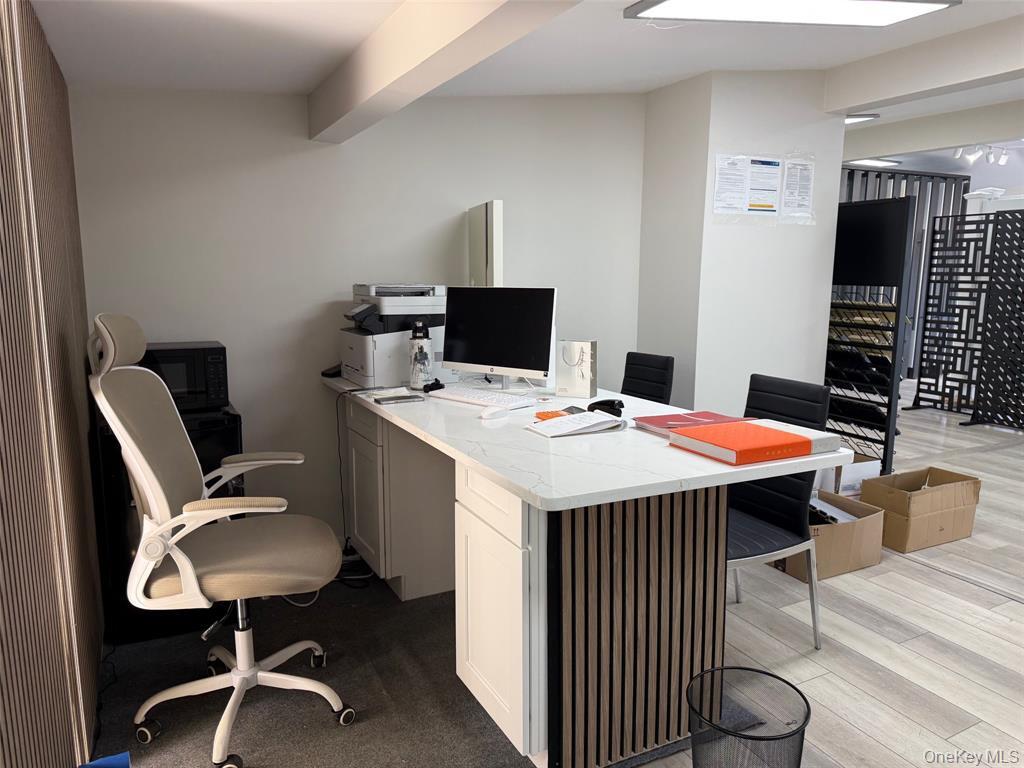 6316-6318 Jericho Tpke, Commack, NY à louer Photo intérieure– Image 1 sur 5