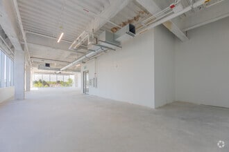 345 King St W, Kitchener, ON à louer Photo intérieure– Image 2 sur 2