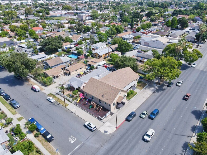 600 S Towne Ave, Pomona, CA à vendre - Photo de l’immeuble – Image 2 sur 26