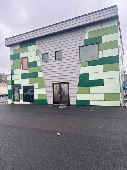 1421 N Division St, Spokane, WA à vendre - Photo de l’immeuble – Image 2 sur 15