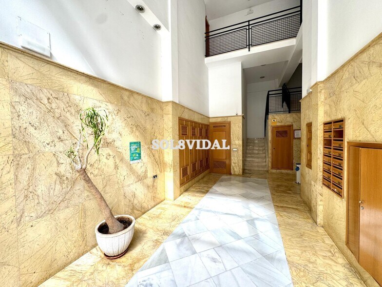 Carrer del Limón, 1, Orihuela, Alicante à louer - Hall d’entrée – Image 3 sur 11