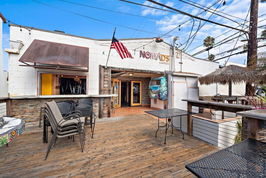 101 Avenida Serra / 102 Avenida Cabrillo portefeuille de 2 biens à vendre sur LoopNet.fr - Photo de l’immeuble – Image 3 sur 44