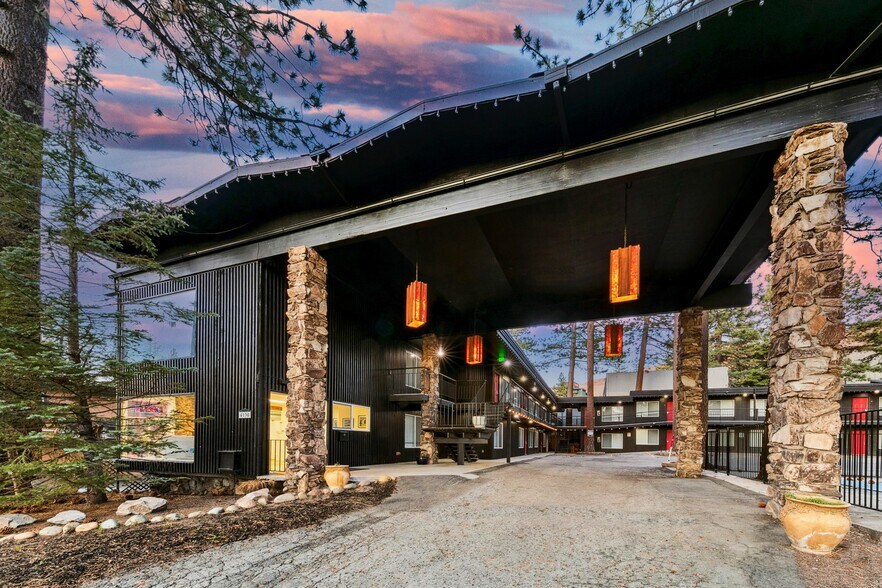 4130 Manzanita Ave, South Lake Tahoe, CA à vendre - Photo de l’immeuble – Image 3 sur 21