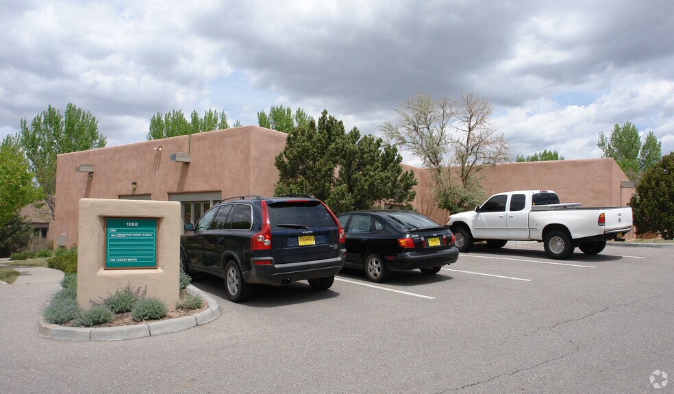 460 St Michael's Dr, Santa Fe, NM à vendre - Photo principale – Image 1 sur 13