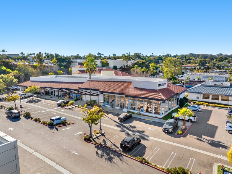 1465 Encinitas Blvd, Encinitas, CA à louer - Photo principale – Image 1 sur 2