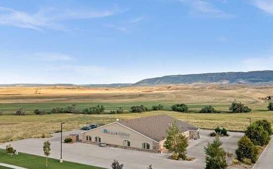 6631 E 2nd St, Casper, WY à louer - Photo de l’immeuble – Image 1 sur 18