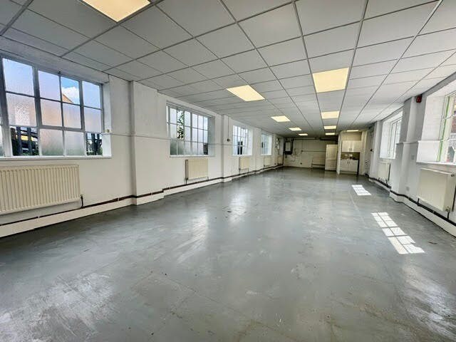 Copyground Ln, High Wycombe à louer - Photo de l’immeuble – Image 2 sur 5