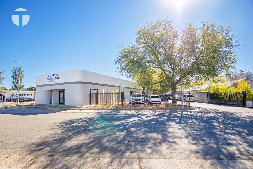 6400 Elvas Ave, Sacramento, CA à vendre - Photo principale – Image 1 sur 30