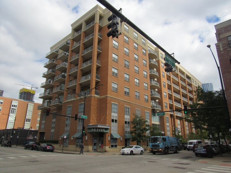 954 W Monroe St, Chicago, IL à vendre - Photo de l’immeuble – Image 2 sur 3