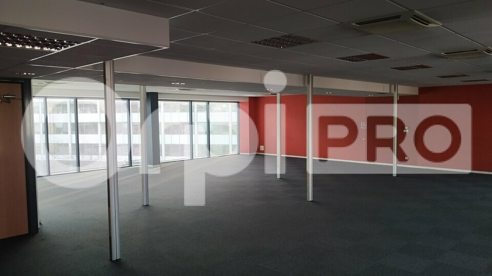 Bureau dans Reims à louer - Photo de l’immeuble – Image 2 sur 5