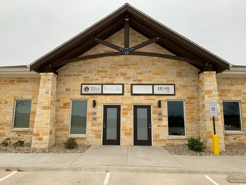 4645 Wyndham Ln, Frisco, TX à louer - Photo de l’immeuble – Image 2 sur 3