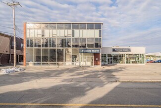Plus de détails pour 5441-5471 Av Royalmount, Mont-Royal, QC - Bureau, Industriel/Logistique à louer