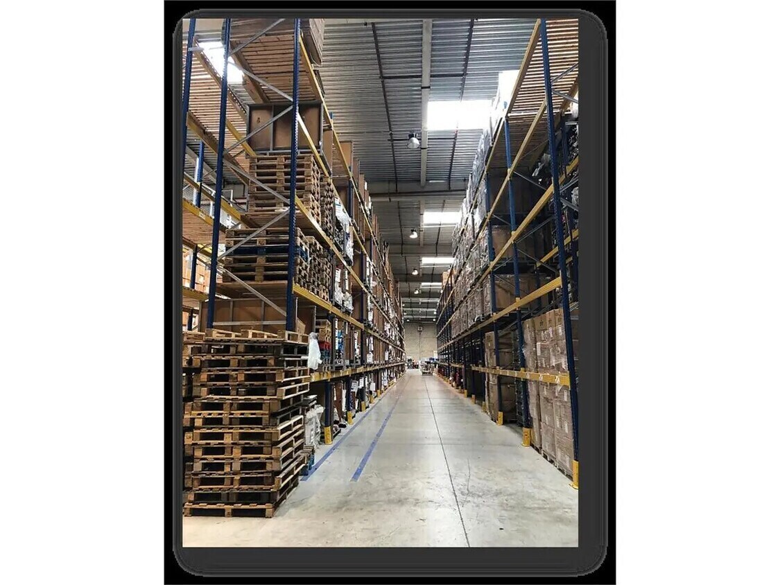 Local d’activités dans Compans à louer Photo intérieure– Image 1 sur 3