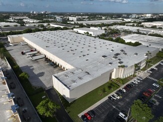 Plus de détails pour 10000 NW 25th St, Doral, FL - Industriel/Logistique à louer