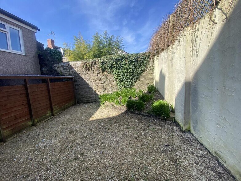 11-11A High St, Caerleon à vendre - Photo de l’immeuble – Image 3 sur 24