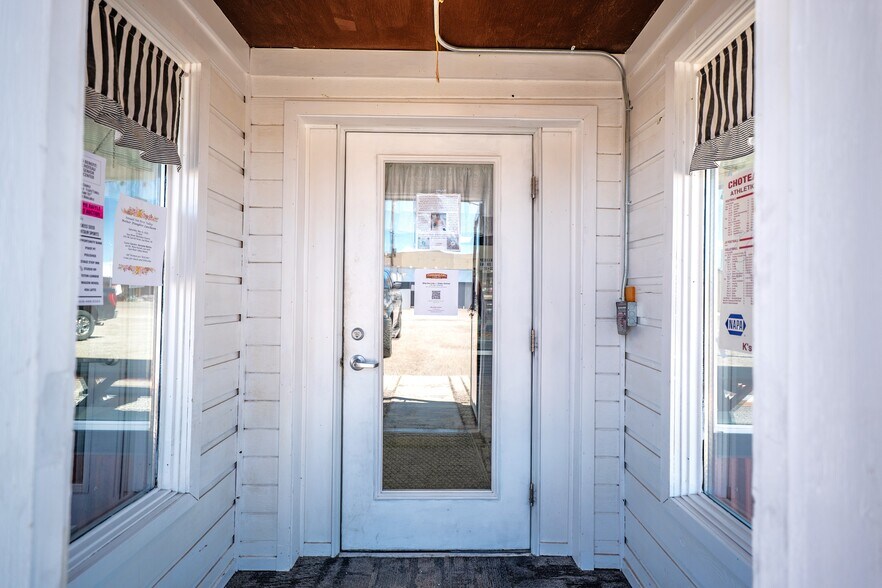 425 S Main St, Choteau, MT à vendre - Photo de l’immeuble – Image 2 sur 26