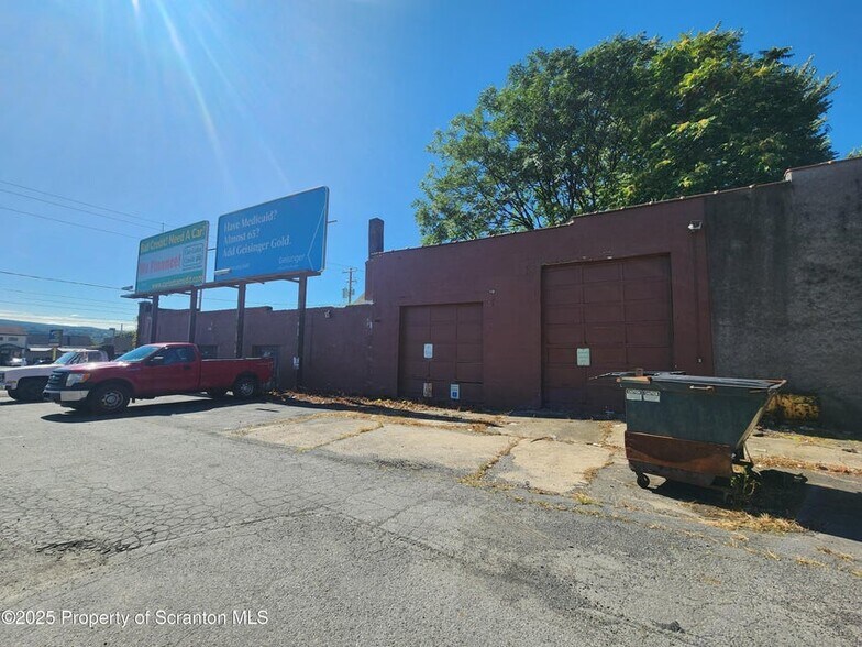 1323 N Main Ave, Scranton, PA à vendre - Photo de l’immeuble – Image 3 sur 3
