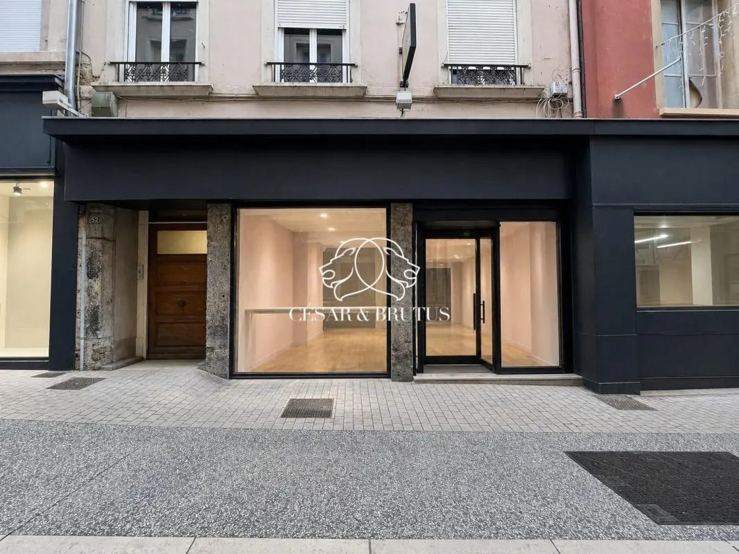 Immeuble residentiel dans Vienne à vendre Photo de l’immeuble– Image 1 sur 4