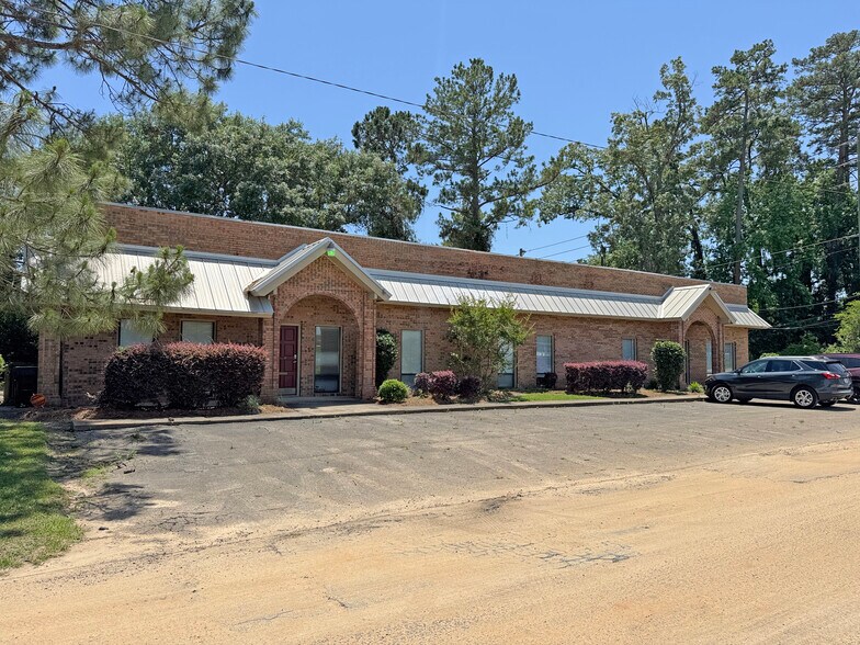 1403 Maclay Commerce Dr, Tallahassee, FL à vendre - Photo de l’immeuble – Image 2 sur 5