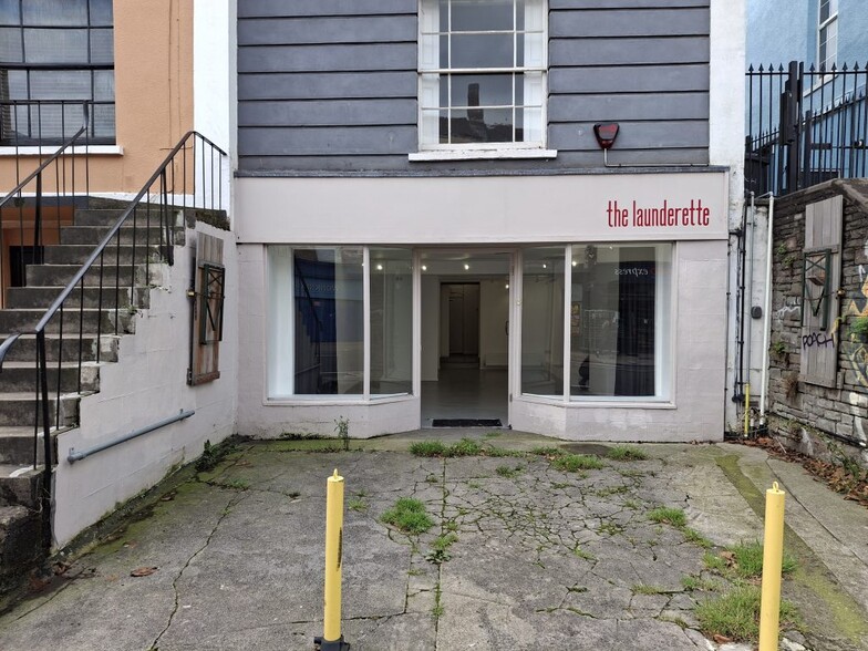 145 Cheltenham Rd, Bristol à vendre - Photo de l’immeuble – Image 1 sur 6