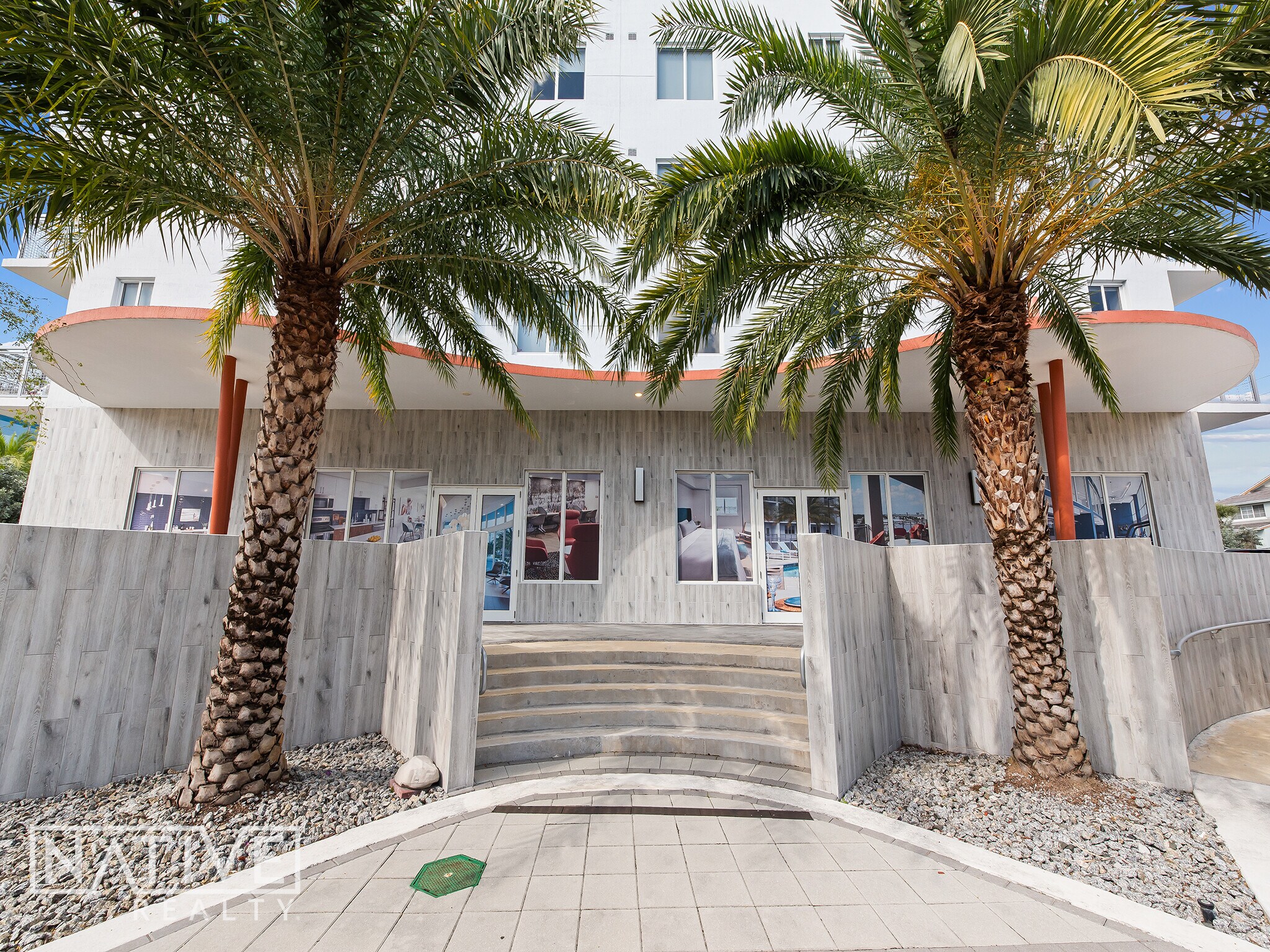 2500 SW 22nd Ter, Fort Lauderdale, FL à louer Photo de l’immeuble– Image 1 sur 27