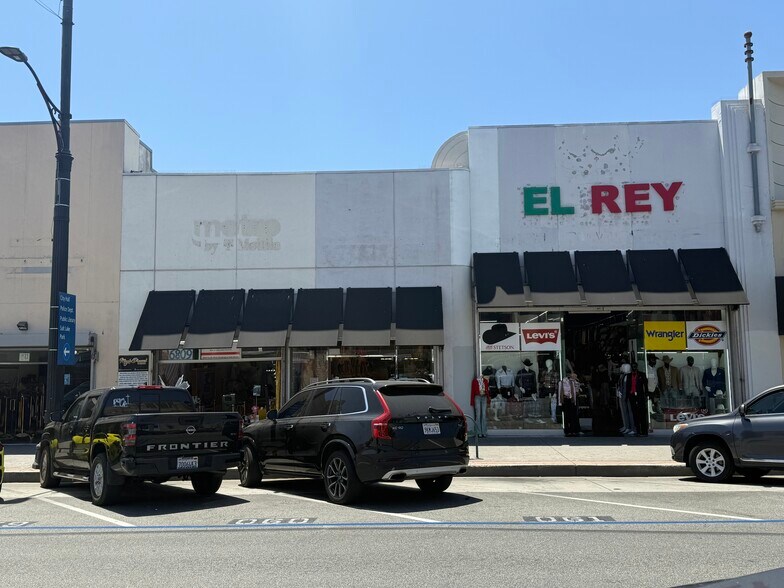 6805-6807 Pacific Blvd, Huntington Park, CA à vendre - Photo de l’immeuble – Image 3 sur 8