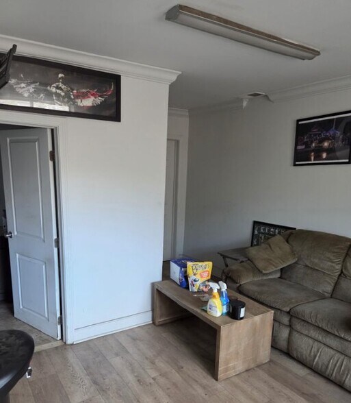 120 Falls Ave, Watertown, CT à louer - Photo intérieure – Image 3 sur 4