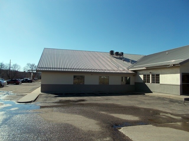 2001 S Central Ave, Marshfield, WI à louer - Photo de l’immeuble – Image 2 sur 7