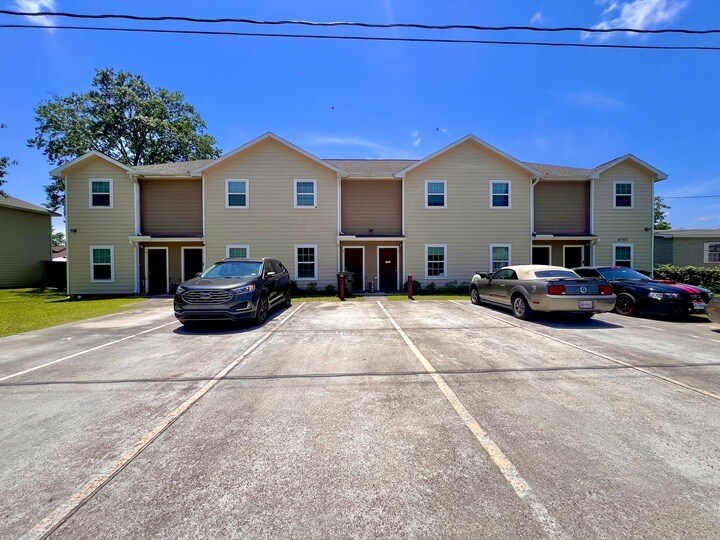 4706-4718 18th St, Bacliff, TX à vendre - Photo principale – Image 1 sur 1
