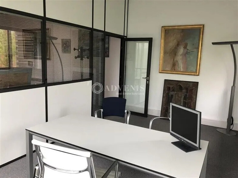 Bureau dans BOIS-D'ARCY à louer - Photo de l’immeuble – Image 3 sur 5