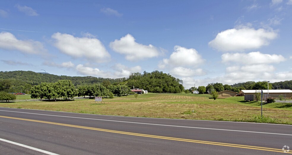 Waldens Creek Rd, Sevierville, TN à vendre - Photo principale – Image 1 sur 13