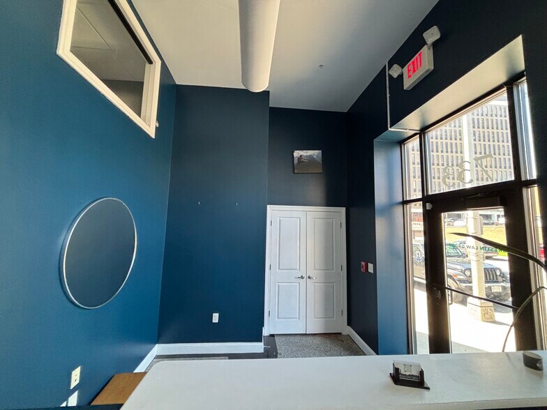 733 Broadway, Albany, NY à louer - Photo intérieure – Image 3 sur 9