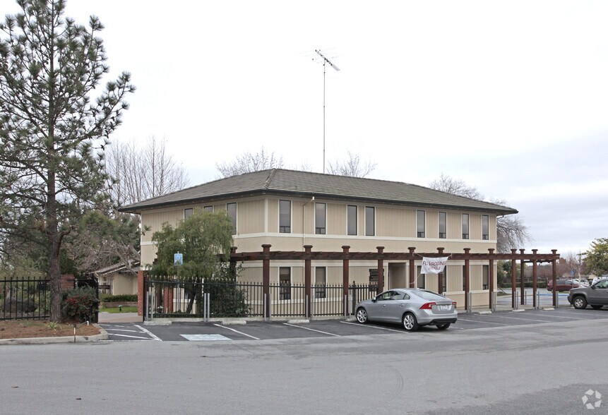 Sunnyslope Rd, Hollister, CA à vendre - Photo de l’immeuble – Image 2 sur 4