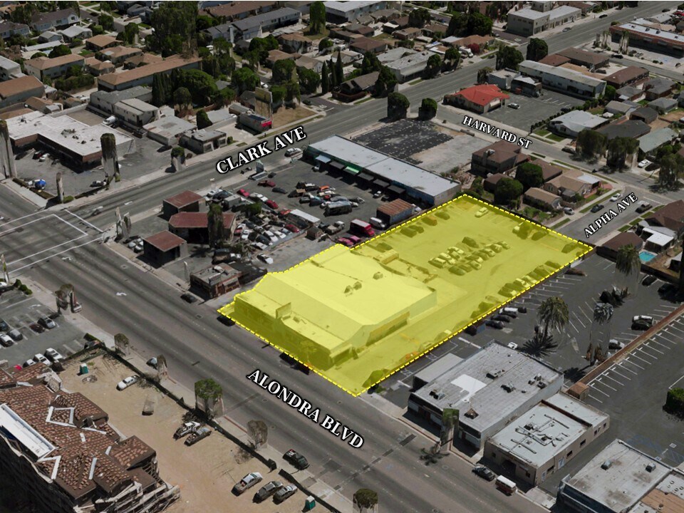 9334 Alondra Blvd, Bellflower, CA à vendre Photo de l’immeuble– Image 1 sur 10