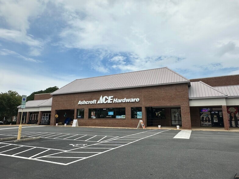 12217-12295 Capital Blvd, Wake Forest, NC à louer - Photo de l’immeuble – Image 1 sur 11
