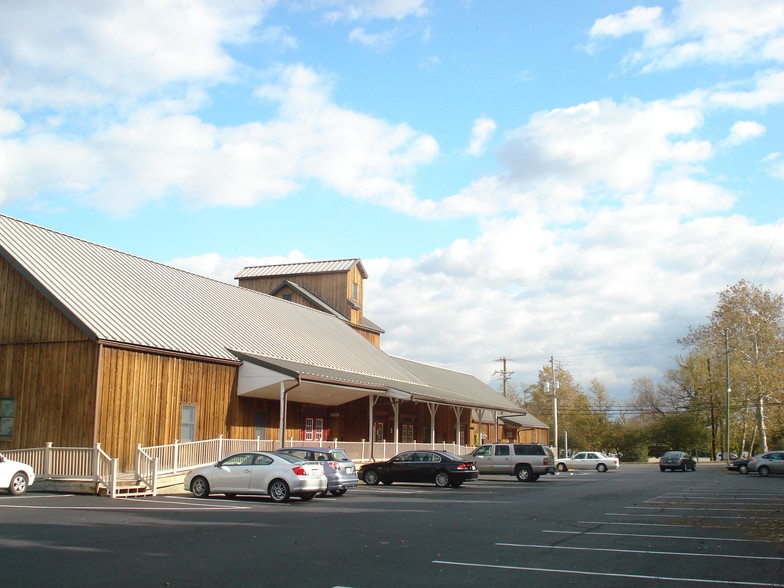 400 S Cross St, Chestertown, MD à louer - Photo de l’immeuble – Image 1 sur 5