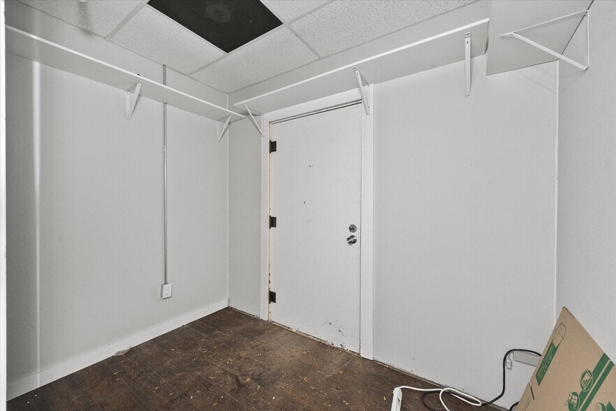 2108 Monroe St, Commerce, TX à louer - Photo de l’immeuble – Image 2 sur 38