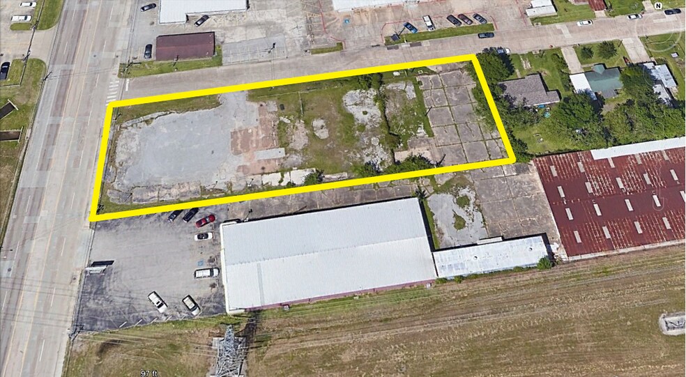 3320 N Main St, Baytown, TX à louer - Photo de l’immeuble – Image 3 sur 8