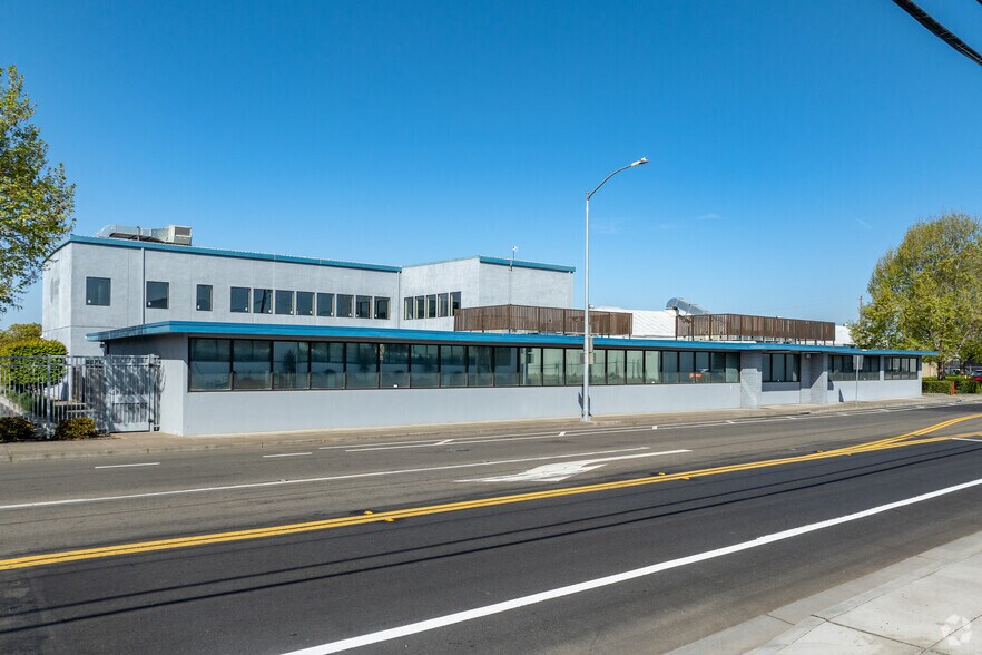 2661 Alvarado St, San Leandro, CA à louer - Photo de l’immeuble – Image 1 sur 13