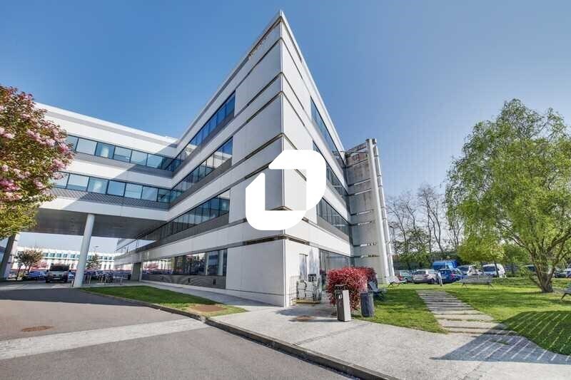 Bureau dans Évry-Courcouronnes à louer - Photo de l’immeuble – Image 1 sur 14