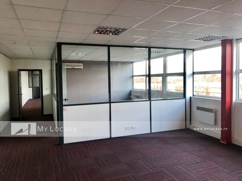 Industriel/Logistique dans Bondy à louer - Photo intérieure – Image 3 sur 14