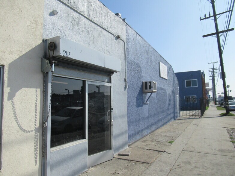 1212 N Wilmington Ave, Compton, CA à louer - Photo de l’immeuble – Image 2 sur 11
